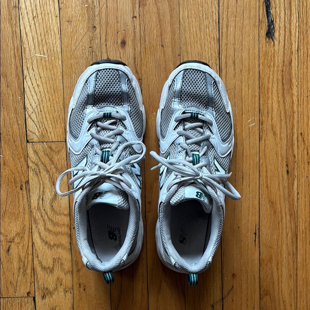 New Balance 530 White & Silver Running Sneakers - Picture 4 of 8